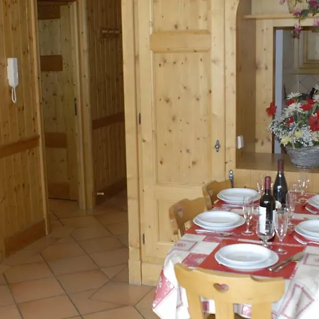 Front Slope Apartment *