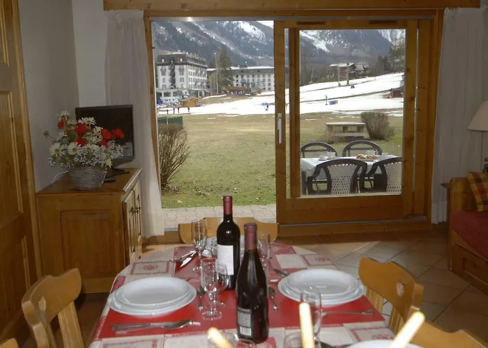Apartman Front Slope