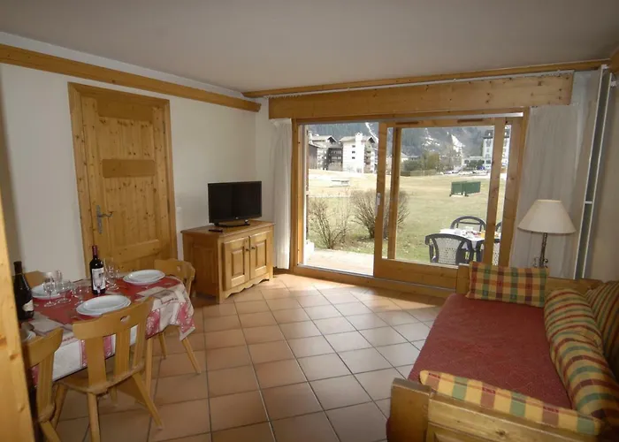 Front Slope Apartman *